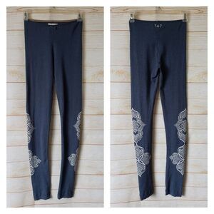 Odd Molly Levitate Knit Leggings Side Knit Pattern Blue White Women Size 0